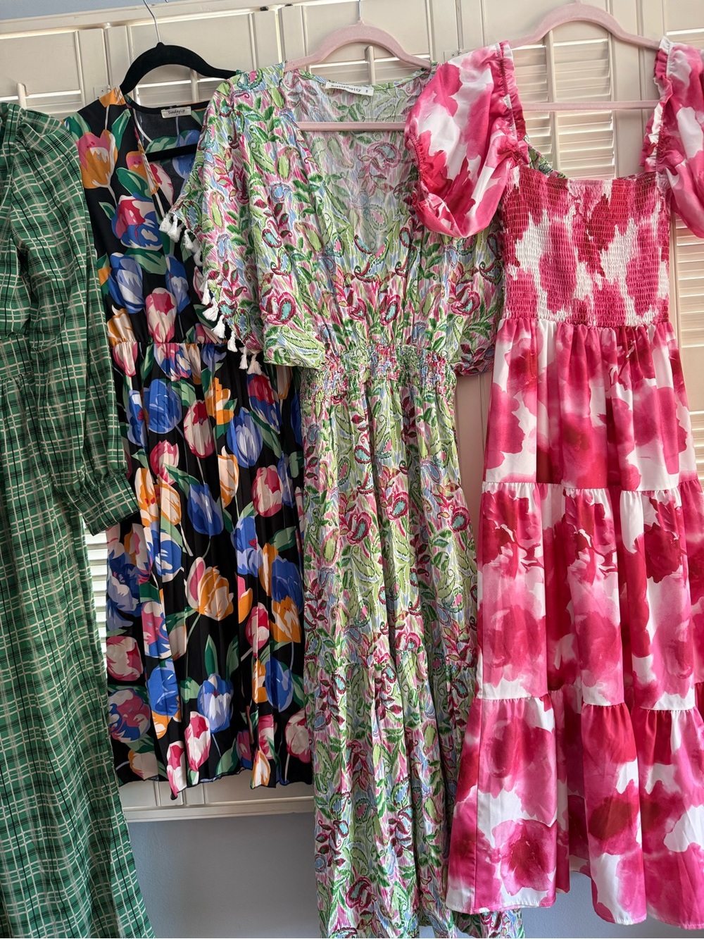 Women’s Size Small Bundle - pantsuit and 3 dresses - Picture 4 of 4